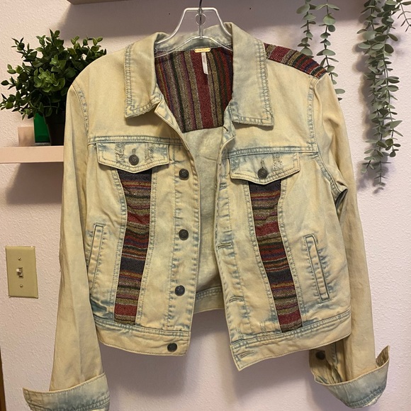 Free People Cropped, Baja White Washed Denim Jean Jacket - Picture 8 of 11